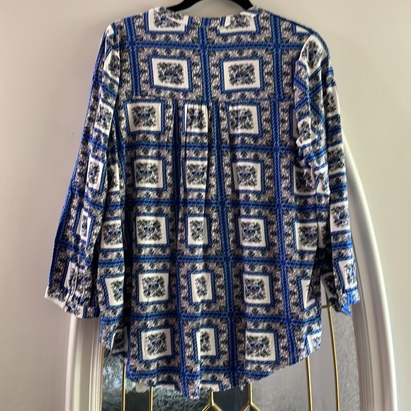 NWT Anthropologie Top. - Picture 2 of 8